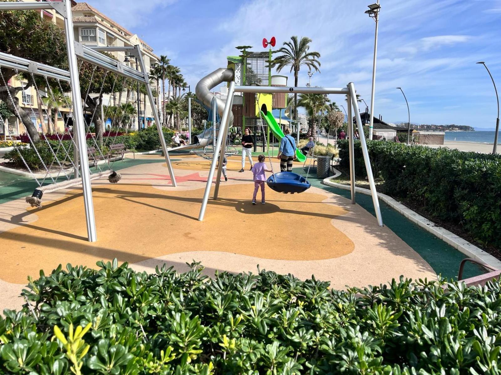 El Faro Vacaciones En Estepona Esterno foto
